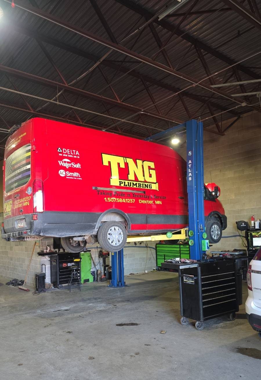 Otomo's Auto Towing & Repair (9)